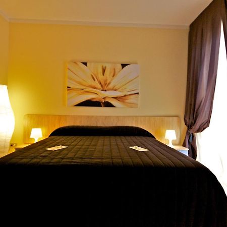 Valentino Bed and Breakfast Valenzano Buitenkant foto