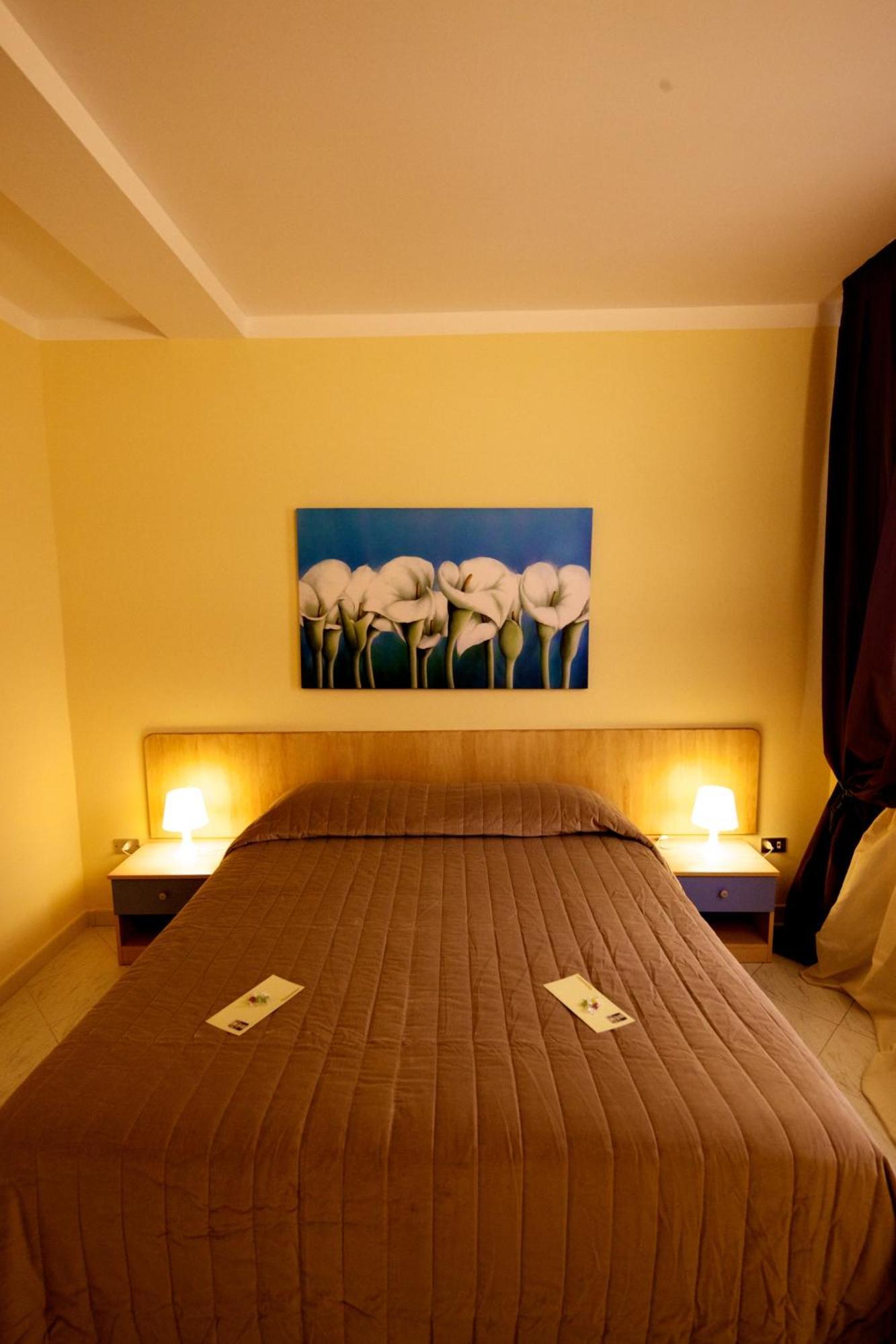 Valentino Bed and Breakfast Valenzano Buitenkant foto