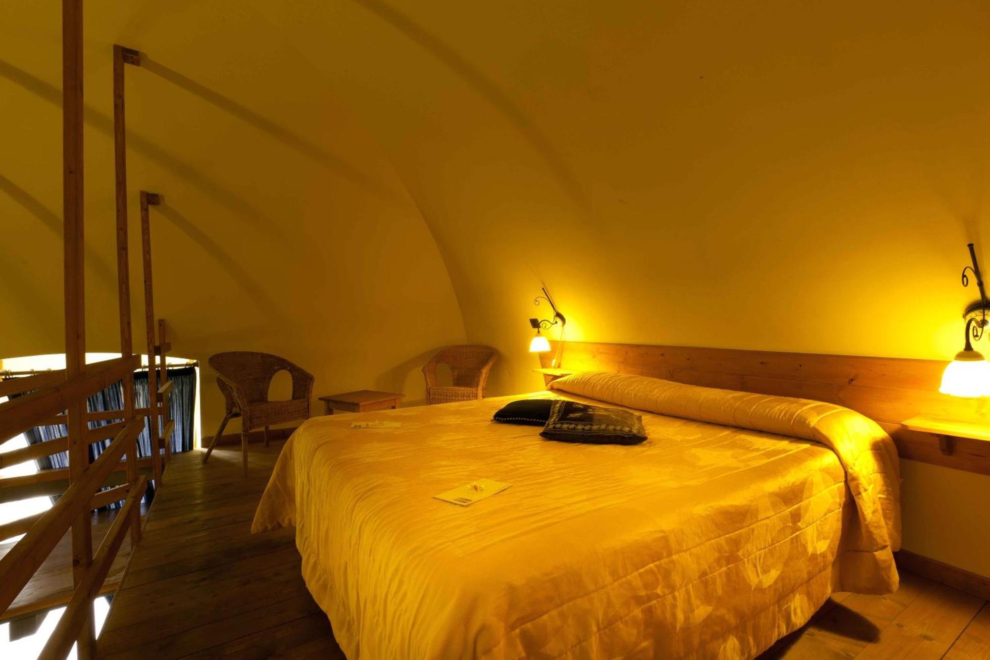 Valentino Bed and Breakfast Valenzano Buitenkant foto