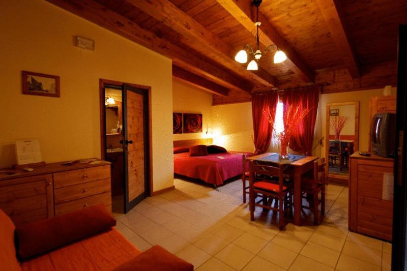Valentino Bed and Breakfast Valenzano Buitenkant foto